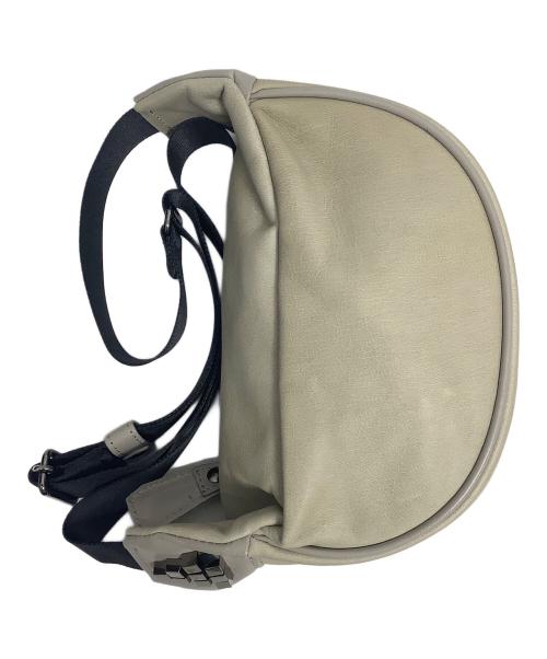 KATSUYUKIKODAMA（カツユキコダマ）KATSUYUKIKODAMA (カツユキコダマ) ボディーバッグ ベージュの古着・服飾アイテム