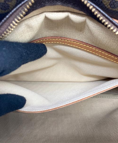 LOUIS VUITTON（ルイ ヴィトン）LOUIS VUITTON (ルイ ヴィトン) ショルダーバッグ ブラウンの古着・服飾アイテム