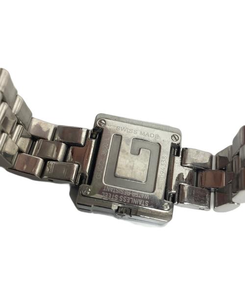 GUCCI（グッチ）GUCCI (グッチ) 腕時計 ゴールド×シルバーの古着・服飾アイテム