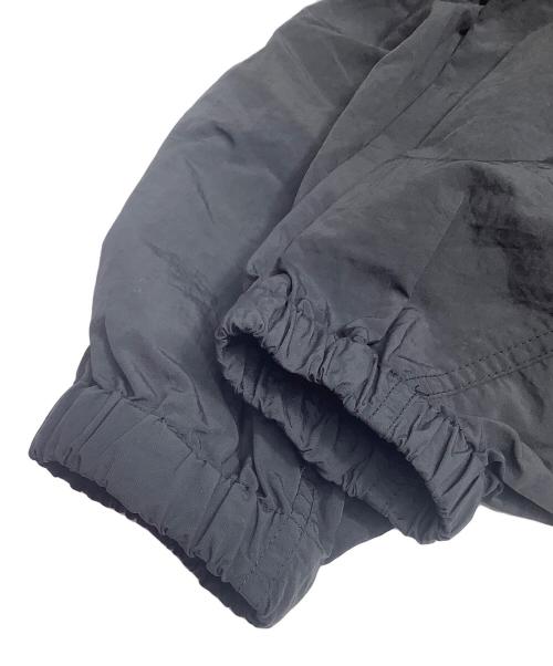 bark at the moon（バークアットザムーン）bark at the moon (バークアットザムーン) ナイロンプルオーバー ブラック サイズ:Lの古着・服飾アイテム