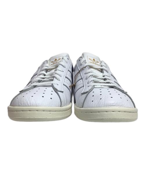 adidas（アディダス）adidas (アディダス) EARLHAM ホワイト×ゴールド サイズ:28cm 未使用品の古着・服飾アイテム