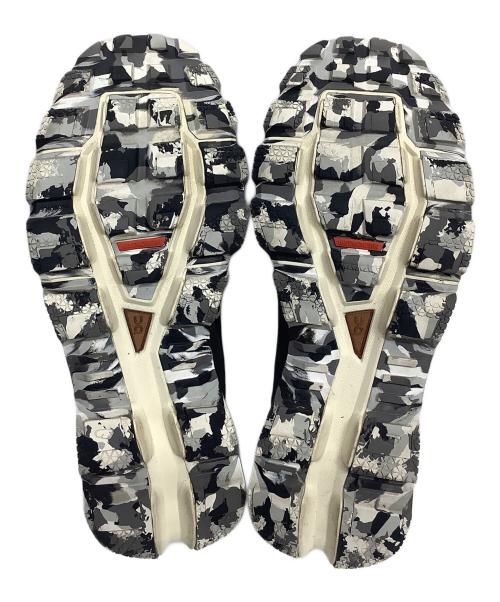 on（オン）On (オン) LOEWE (ロエベ) Cloudventure ブラック サイズ:27.5cmの古着・服飾アイテム