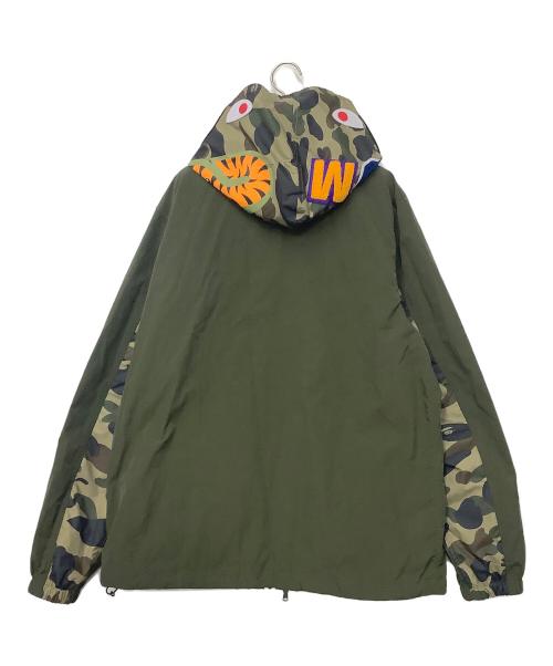A BATHING APE（ア ベイシング エイプ）A BATHING APE (ア ベイシング エイプ) ナイロンパーカー カーキ サイズ:Lの古着・服飾アイテム