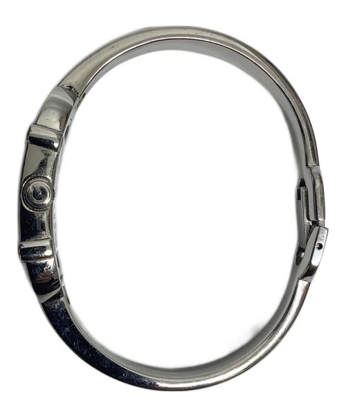 GUCCI（グッチ）GUCCI (グッチ) バングルウォッチ シルバー×ブラックの古着・服飾アイテム