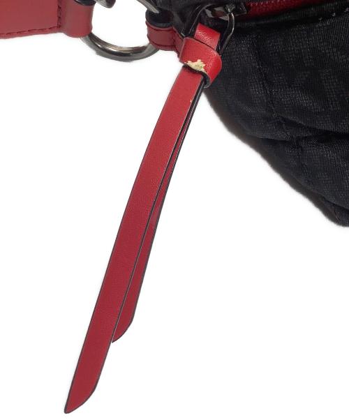 MICHAEL KORS（マイケル・コース）MICHAEL KORS (マイケルコース) メッセンジャーバッグ ブラック×レッドの古着・服飾アイテム