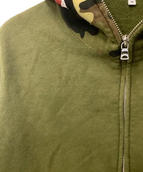 A BATHING APE（ア ベイシング エイプ）A BATHING APE (ア ベイシング エイプ) 1st Shark Full Zip Hoodie カーキ サイズ:Mの古着・服飾アイテム
