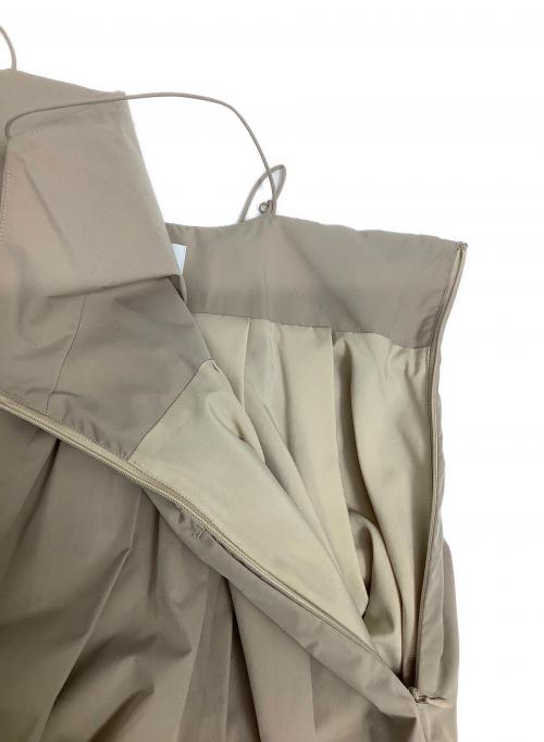 emmi atelier（エミアトリエ）emmi atelier (エミアトリエ) カットセットキャミソールワンピース ベージュの古着・服飾アイテム