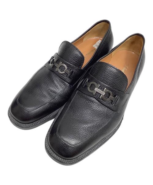 Salvatore Ferragamo（サルヴァトーレ フェラガモ）Salvatore Ferragamo (サルヴァトーレ フェラガモ) レザーローファー ブラック サイズ:9 2Eの古着・服飾アイテム