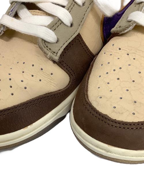 NIKE（ナイキ）NIKE (ナイキ) スニーカー ベージュ×ブラウン×パープル サイズ:26.5の古着・服飾アイテム