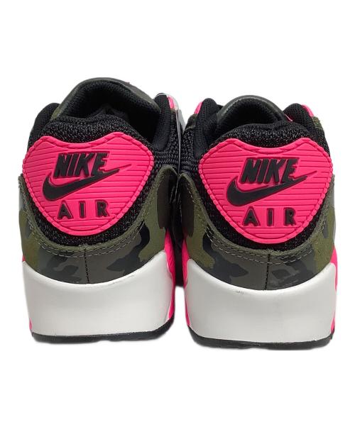 NIKE（ナイキ）NIKE (ナイキ) ローカットスニーカー カーキ×ピンク サイズ:27.5 未使用品の古着・服飾アイテム