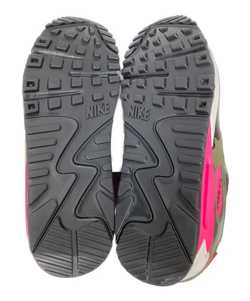 NIKE（ナイキ）NIKE (ナイキ) ローカットスニーカー カーキ×ピンク サイズ:27.5 未使用品の古着・服飾アイテム