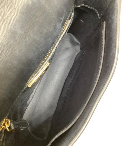 MIU MIU（ミュウミュウ）MIU MIU (ミュウミュウ) ショルダーバッグ ブラックの古着・服飾アイテム