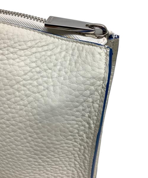 FURLA（フルラ）FURLA (フルラ) クラッチバッグ ホワイト×ブルーの古着・服飾アイテム