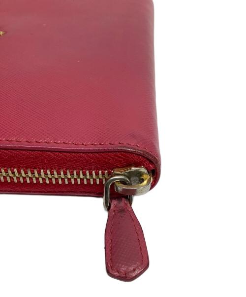 PRADA（プラダ）PRADA (プラダ) ラウンドファスナー財布 ピンクの古着・服飾アイテム