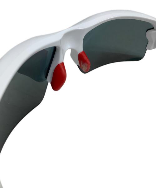 OAKLEY（オークリー）OAKLEY (オークリー) サングラス レッド×ホワイト サイズ:FREEの古着・服飾アイテム