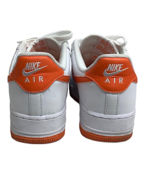 NIKE（ナイキ）NIKE (ナイキ) AIR FORCE 1 '07 ホワイト×オレンジ サイズ:27.5cmの古着・服飾アイテム