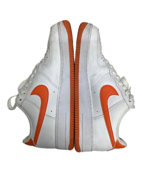 NIKE（ナイキ）NIKE (ナイキ) AIR FORCE 1 '07 ホワイト×オレンジ サイズ:27.5cmの古着・服飾アイテム
