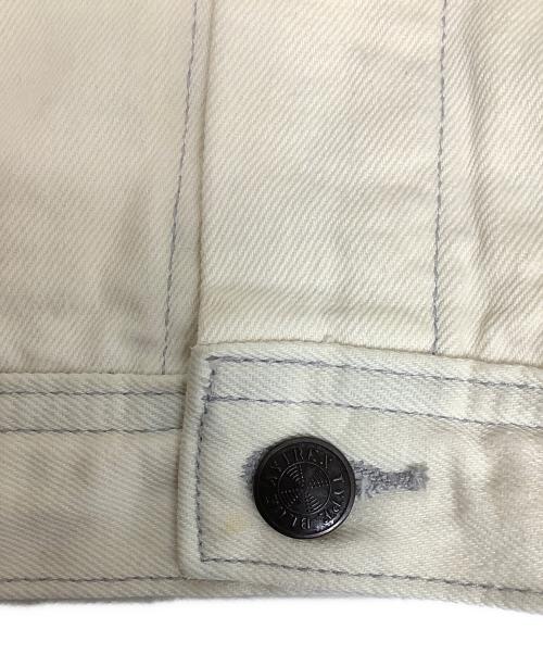 AVIREX（アヴィレックス）AVIREX (アヴィレックス) デニムジャケット アイボリー サイズ:FREEの古着・服飾アイテム