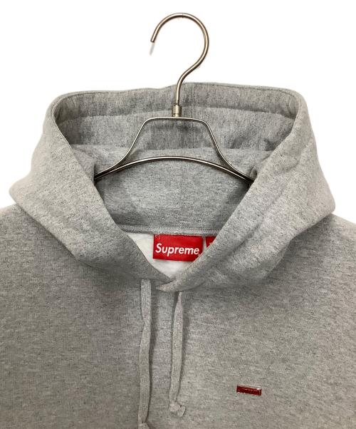 SUPREME（シュプリーム）Supreme (シュプリーム) スモールボックスロゴフーディー グレー サイズ:Lの古着・服飾アイテム