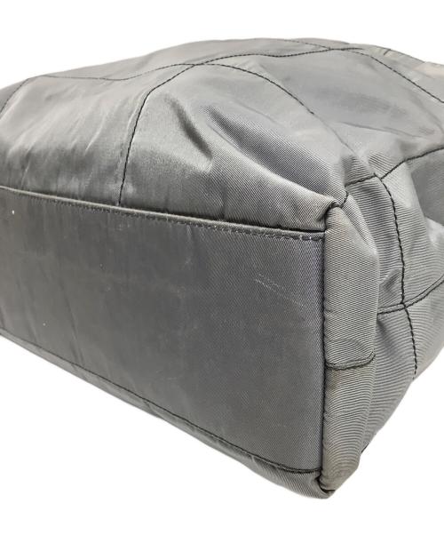 PRADA（プラダ）PRADA (プラダ) トートバッグ グレーの古着・服飾アイテム