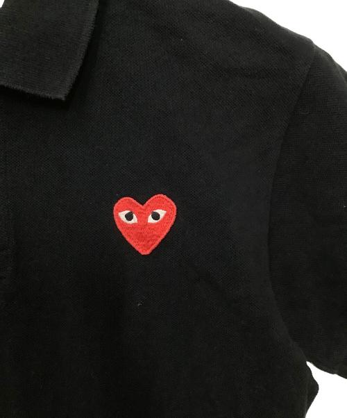 PLAY COMME des GARCONS（プレイコムデギャルソン）PLAY COMME des GARCONS (プレイコムデギャルソン) ポロシャツ ブラック サイズ:Sの古着・服飾アイテム