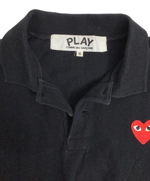 PLAY COMME des GARCONS（プレイコムデギャルソン）PLAY COMME des GARCONS (プレイコムデギャルソン) ポロシャツ ブラック サイズ:Sの古着・服飾アイテム