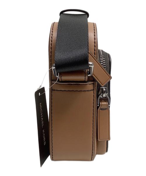 MICHAEL KORS（マイケル・コース）MICHAEL KORS (マイケル・コース) ショルダーバッグ ブラウン 未使用品の古着・服飾アイテム