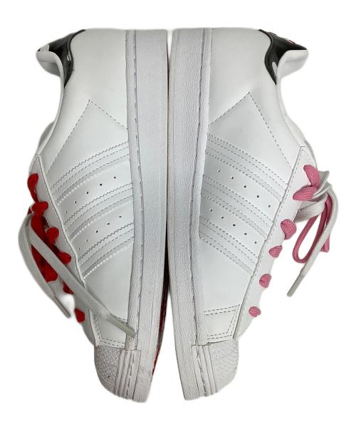 adidas（アディダス）adidas (アディダス) スニーカー ホワイト サイズ:23.5cmの古着・服飾アイテム