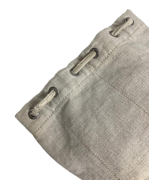 PRADA（プラダ）PRADA (プラダ) 巾着ポーチ ベージュの古着・服飾アイテム