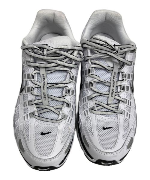 NIKE（ナイキ）NIKE (ナイキ) ローカットスニーカー ホワイト×ブラック サイズ:27の古着・服飾アイテム