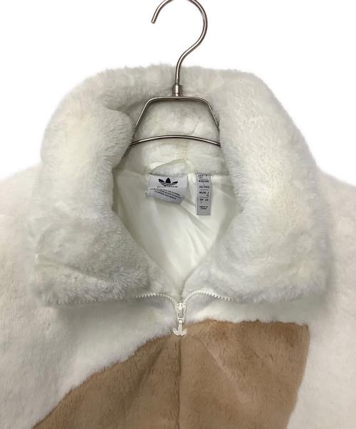 adidas（アディダス）adidas (アディダス) ファートラックジャケット ベージュ×ホワイト サイズ:Lの古着・服飾アイテム