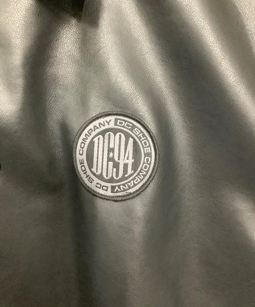 DC（ディーシー）DC (ディーシー) フェイクレザージャケット ブラック サイズ:XLの古着・服飾アイテム