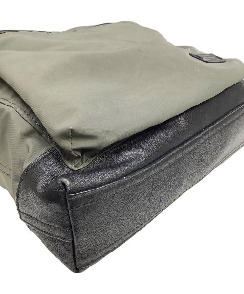 COACH（コーチ）COACH (コーチ) ワンショルダーバッグ カーキの古着・服飾アイテム