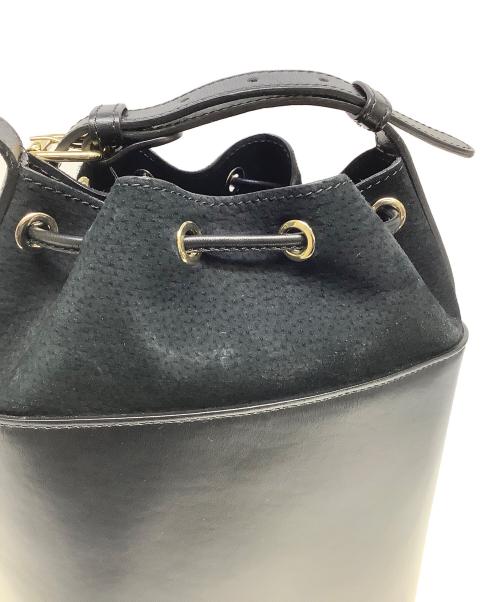 A.P.C.（アーペーセー）A.P.C. (アーペーセー) バケットショルダーバッグ ブラックの古着・服飾アイテム