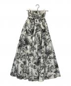 FRAY IDフレイ アイディー）の古着「トワルドジュイギャザーボリュームスカート」｜ホワイト×ブラック