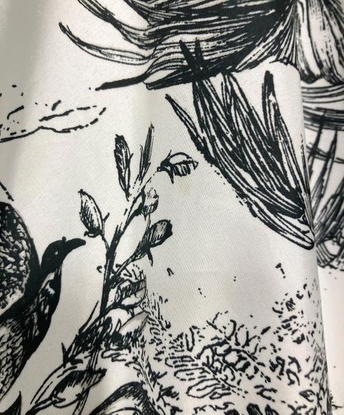 FRAY ID（フレイ アイディー）FRAY ID (フレイ アイディー) トワルドジュイギャザーボリュームスカート ホワイト×ブラック サイズ:1の古着・服飾アイテム