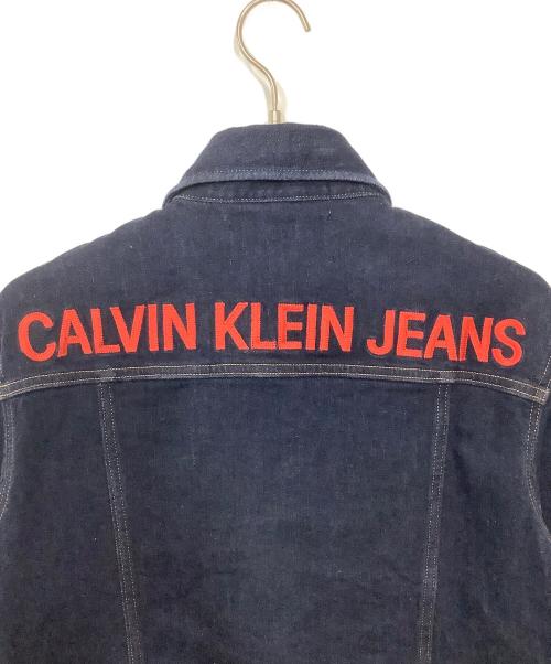 Calvin Klein Jeans（カルバンクラインジーンズ）Calvin Klein Jeans (カルバンクラインジーンズ) デニムジャケット インディゴ サイズ:XLの古着・服飾アイテム