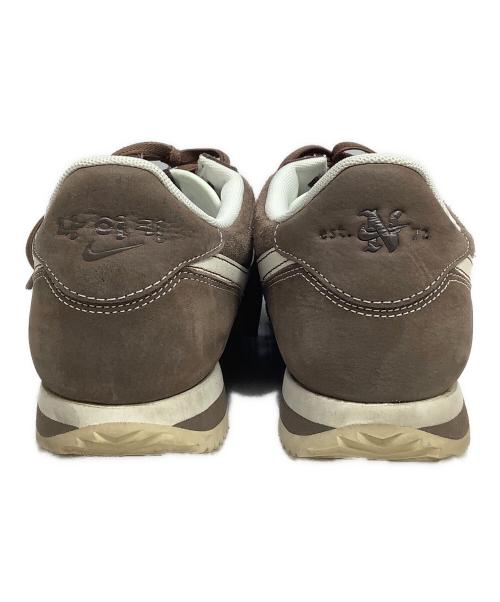 NIKE（ナイキ）NIKE (ナイキ) スニーカー ブラウン サイズ:28cmの古着・服飾アイテム