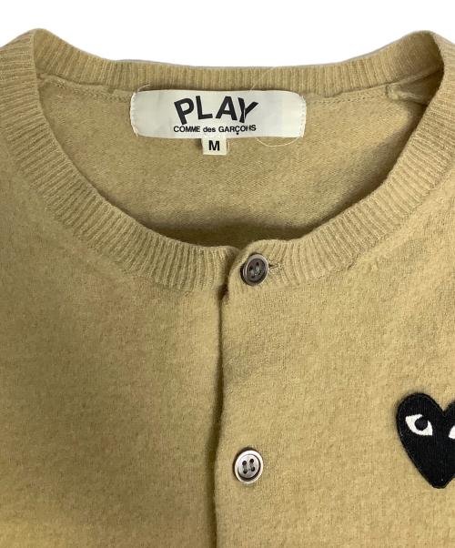 PLAY COMME des GARCONS（プレイコムデギャルソン）PLAY COMME des GARCONS (プレイコムデギャルソン) 薄手カーディガン ベージュ サイズ:Mの古着・服飾アイテム