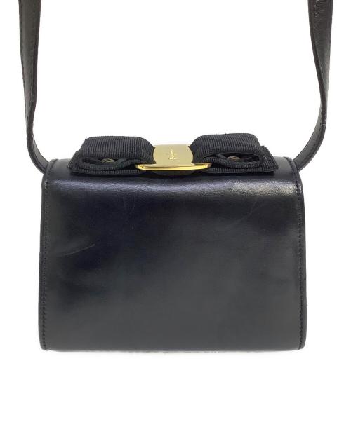 Salvatore Ferragamo（サルヴァトーレ フェラガモ）Salvatore Ferragamo (サルヴァトーレ フェラガモ) ショルダーバッグ ブラックの古着・服飾アイテム