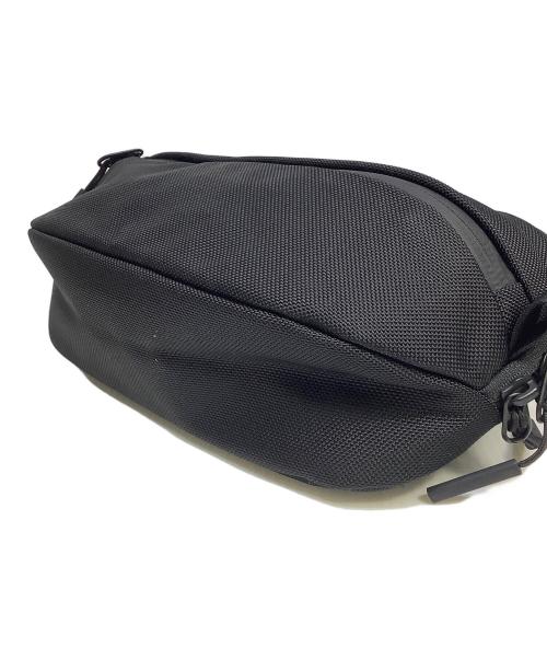 AER（エアー）AER (エアー) ウエストバッグ ブラックの古着・服飾アイテム