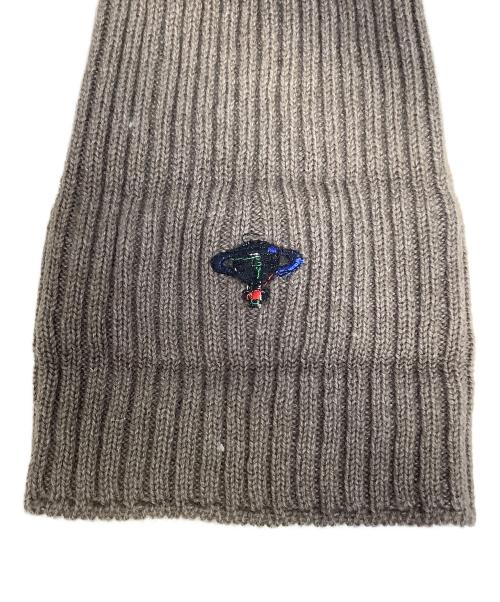 Vivienne Westwood（ヴィヴィアンウエストウッド）Vivienne Westwood (ヴィヴィアンウエストウッド) ニット帽 ベージュの古着・服飾アイテム