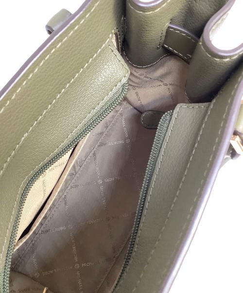 MICHAEL KORS（マイケル・コース）MICHAEL KORS (マイケル・コース) ハンドバッグ カーキの古着・服飾アイテム