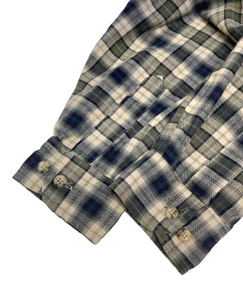 CarHartt（カーハート）CarHartt (カーハート) 長袖シャツ ネイビー×グリーン サイズ:-の古着・服飾アイテム