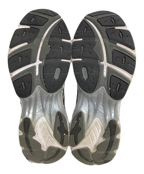asics（アシックス）asics (アシックス) スニーカー ホワイト×ブラック サイズ:27.5cmの古着・服飾アイテム