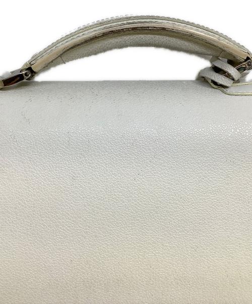 BVLGARI（ブルガリ）BVLGARI (ブルガリ) ハンドバッグ ホワイト×ベージュの古着・服飾アイテム