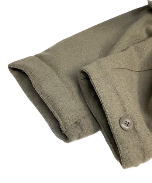 CLANE（クラネ）CLANE (クラネ) FRAGMENT DESIGN (フラグメントデザイン) コート カーキ サイズ:Sの古着・服飾アイテム