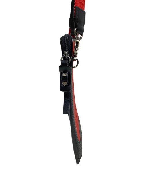 Christian Louboutin（クリスチャン・ルブタン）Christian Louboutin (クリスチャン・ルブタン) ショルダーバッグ レッド×ブラックの古着・服飾アイテム