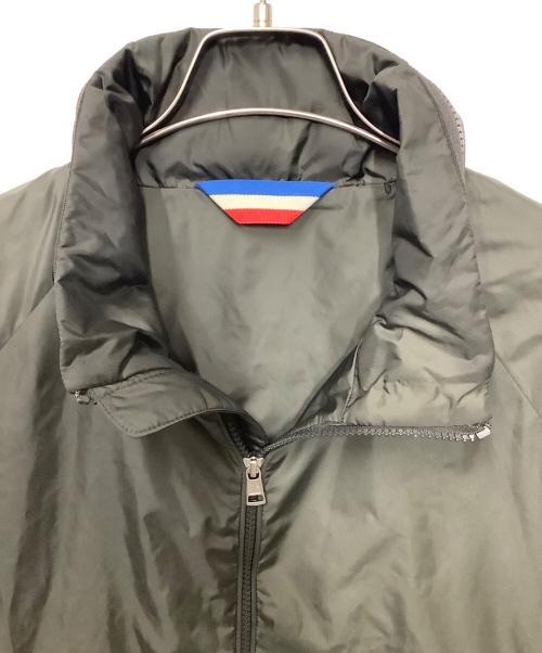 MONCLER（モンクレール）MONCLER (モンクレール) ナイロンジャケット グレー サイズ:3の古着・服飾アイテム