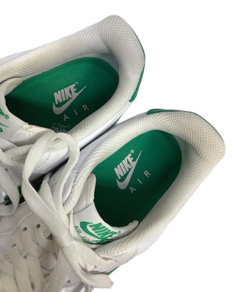NIKE（ナイキ）NIKE (ナイキ) スニーカー ホワイト×グリーン サイズ:26.5cmの古着・服飾アイテム